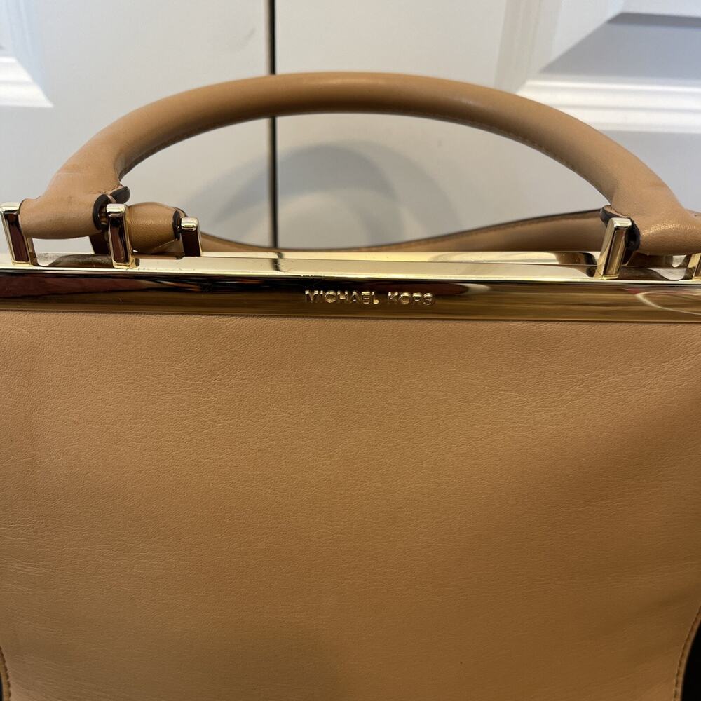 MICHAEL Michael Kors Lana Medium Bicolor leather Tote Handbag Suntan/Black - Picture 2 of 12